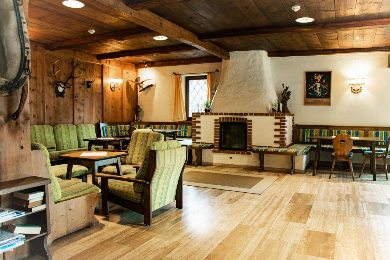Hotel Marko Oetz Luaran gambar